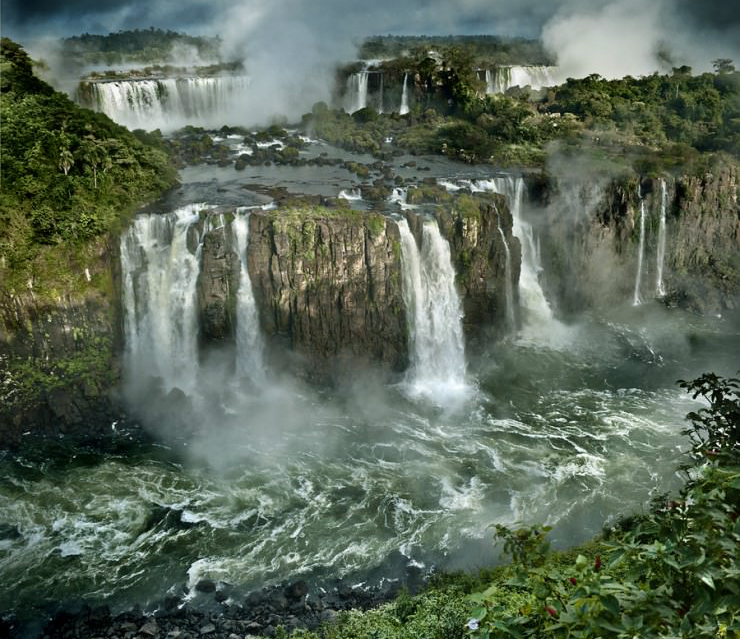 Iguazu-Falls-740x714