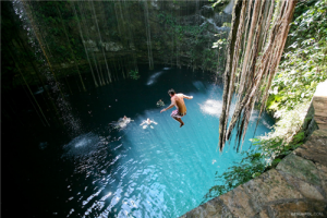 cenote-ik-kil-04-07-2014--10-43-03